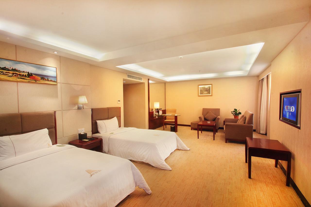 Huizhou Jinhuayue International Hotel Exterior photo