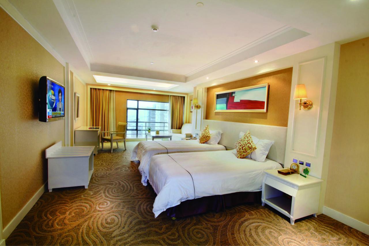 Huizhou Jinhuayue International Hotel Exterior photo